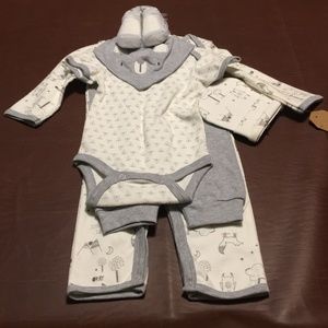 NWT Chick Pea  Gender Neutral Gift set.